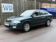 Skoda Octavia 1.6 FSI Euro 4 | Fullservad | V-Hjul