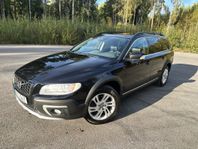 Volvo XC70 D4 AWD Summum /Taklucka/Helskinn/Harman kardon