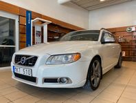 Volvo V70 D5 AWD AUT Momentum R-Design Värmare Drag Skinn