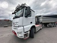 Mercedes-Benz Arocs med Tipptrailer