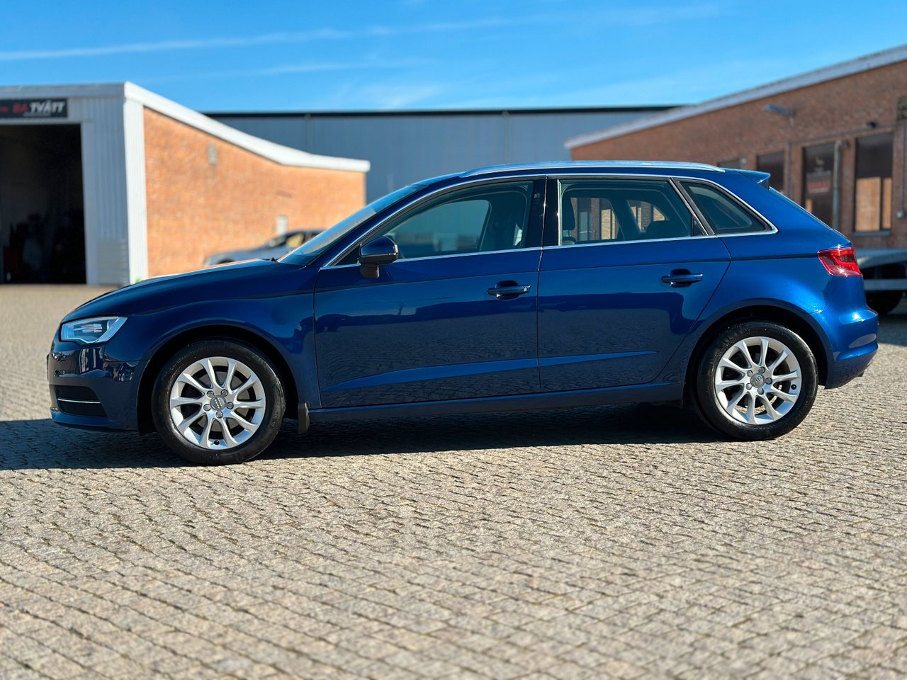 For sale Audi A3 Sportback 1.2 TFSI Manual, 110hp, 2016 for sale at
