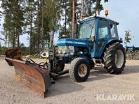 Traktor Ford 4610 med Holms plog