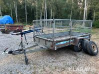 Släpkärra med galler Rekotrailer 1300 K