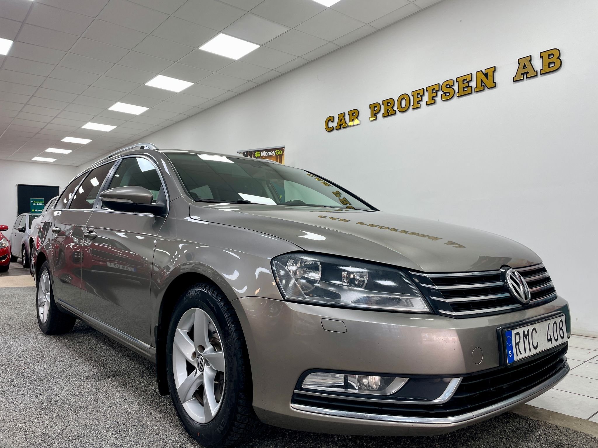 Volkswagen Passat Variant 2.0 TDI DPF BMT Manual, 140hp, 2013