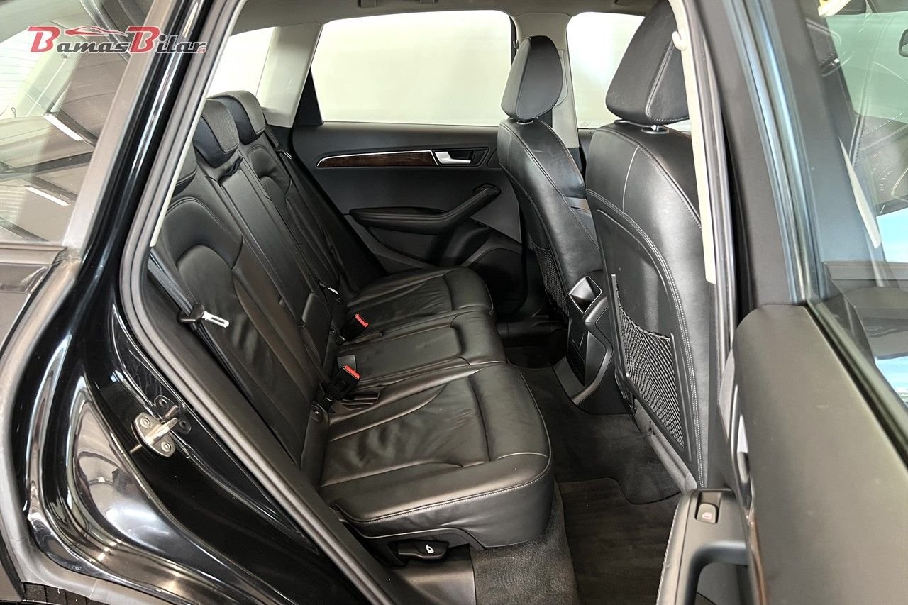 Audi Q5 3.0 TDI V6 DPF quattro S Tronic, 239hp, 2012