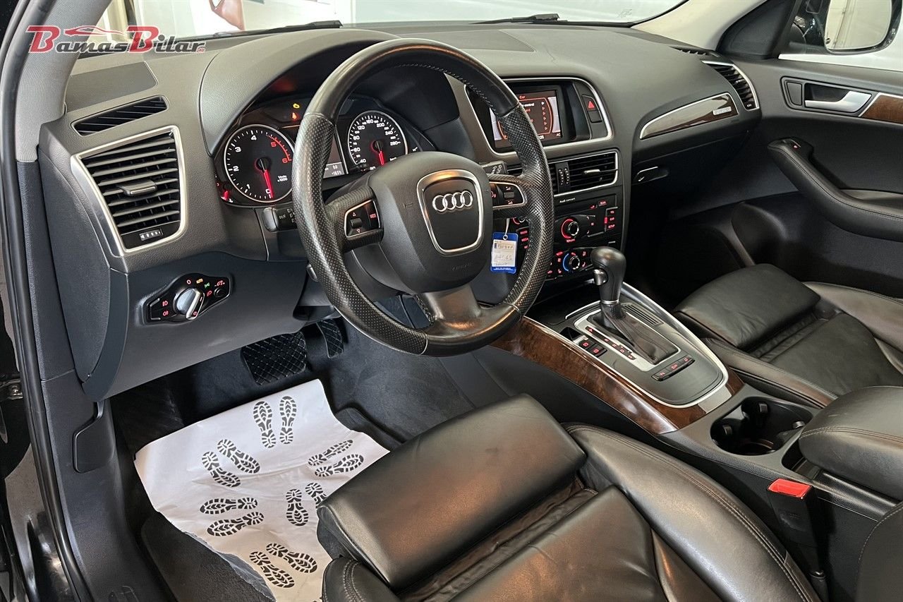 Audi Q5 3.0 TDI V6 DPF quattro S Tronic, 239hp, 2012