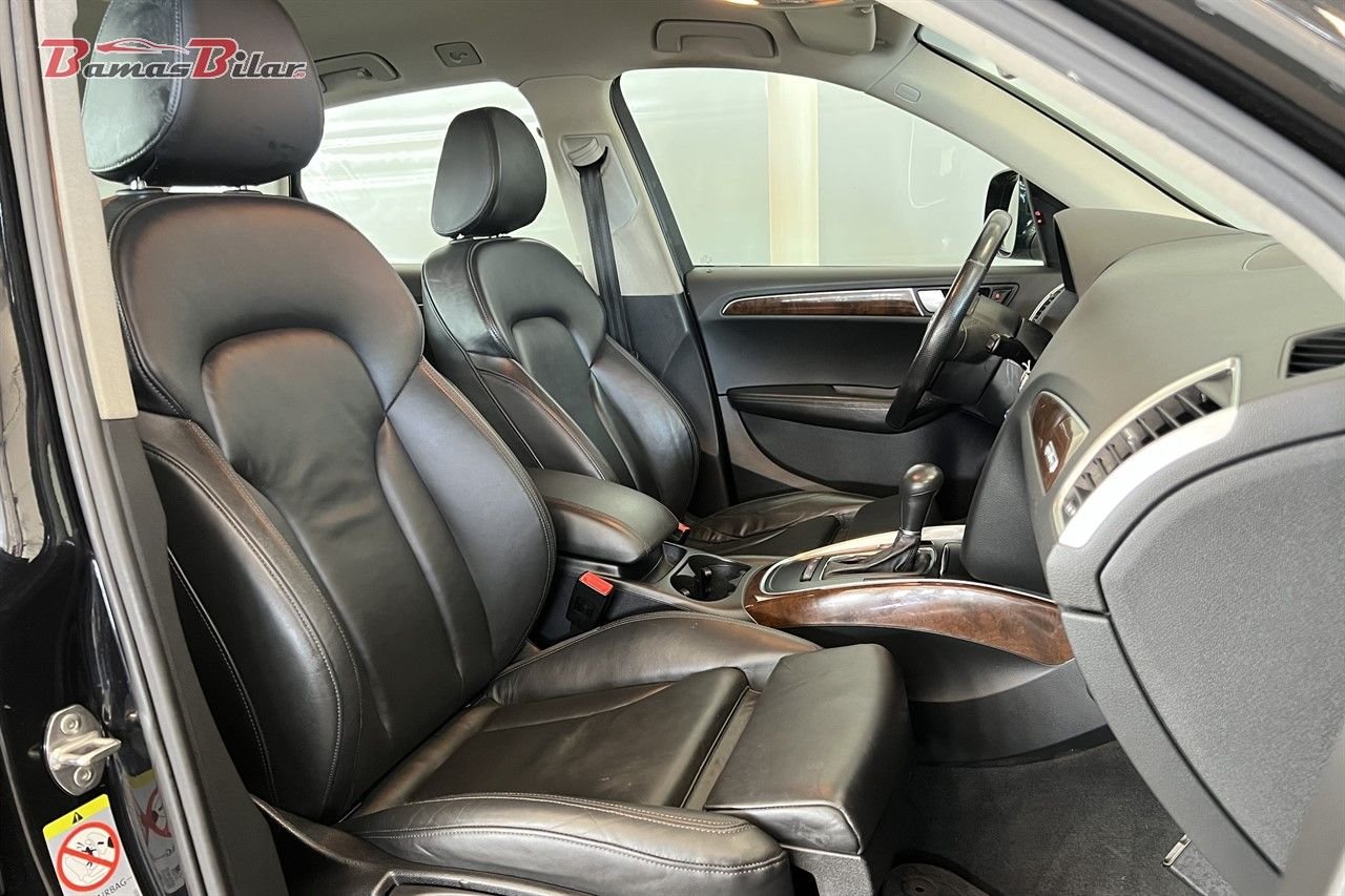 Audi Q5 3.0 TDI V6 DPF quattro S Tronic, 239hp, 2012