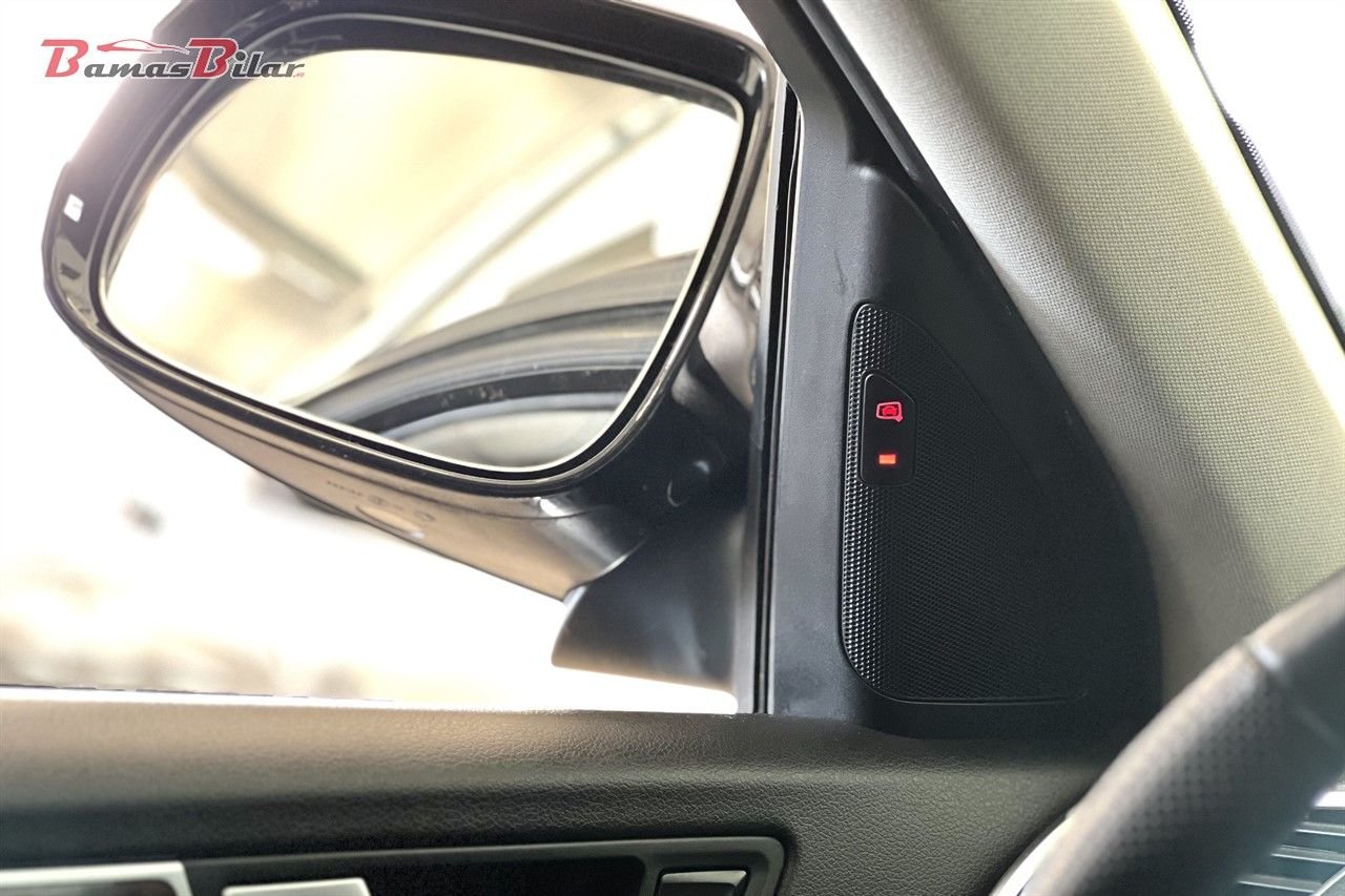 Audi Q5 3.0 TDI V6 DPF quattro S Tronic, 239hp, 2012