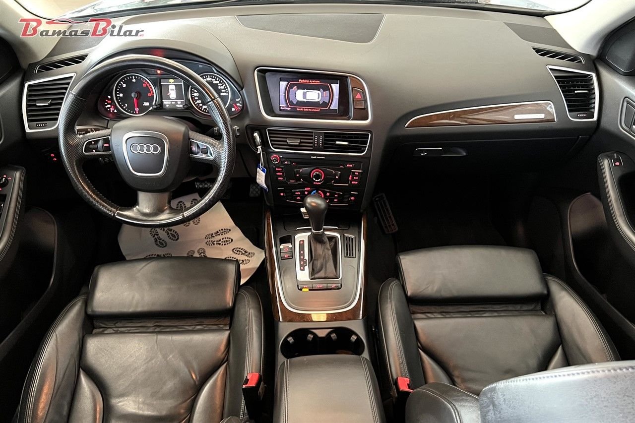 Audi Q5 3.0 TDI V6 DPF quattro S Tronic, 239hp, 2012