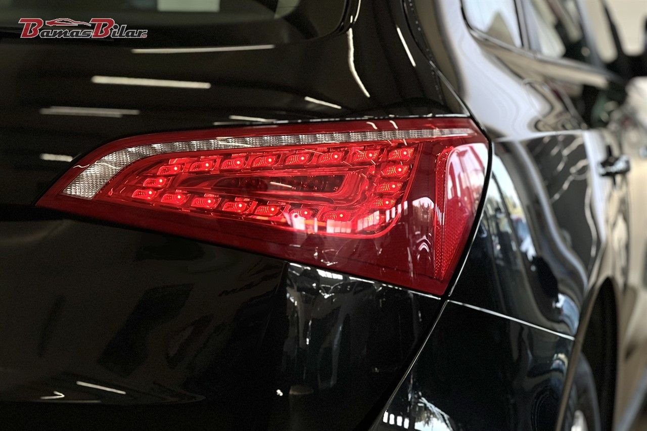 Audi Q5 3.0 TDI V6 DPF quattro S Tronic, 239hp, 2012