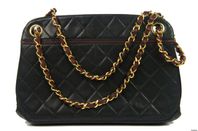 Chanel Shoulder Bag Quilted Kiss lock SALE / REA