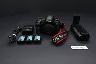 Canon EOS 5D Mark II med batterigrepp och 3st batterier