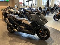 Yamaha T-MAX 560 TECH MAX  Endast 201mil