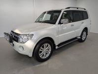 Mitsubishi Pajero 3.2 Di-D 7-sits 4WD 200hk Nyserv + Rockfor