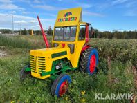 Traktor McCormick International