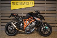 KTM 1290 Super Duke R #Akra helsystem