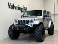 Jeep Wrangler Unlimited 2.8 4WD / Sahara/ 38" /Rough Country