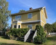 Bostad uthyres - hus i Älvsjö - 7 rum, 170m²