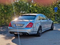 Mercedes-Benz S 400 HYBRID Massage Tak Nav 21" däck AMG kit