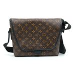 Louis Vuitton, Magnetic Messenger Bag