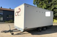 Arbox trailer med toalett och omklädningsrum