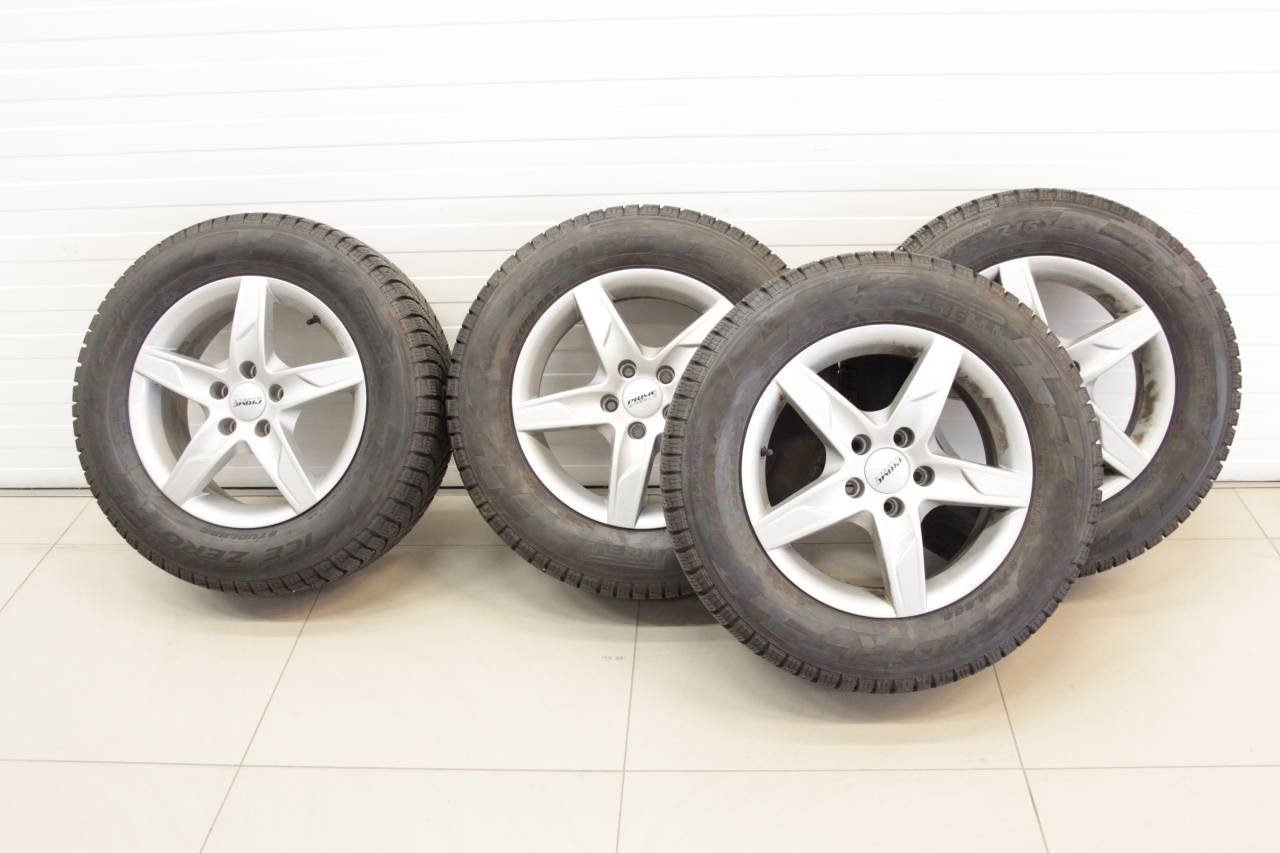 Vinterhjul Pirelli Ice Zero 1...