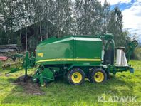 Balpress John Deere 744 med inplastare