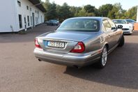 Jaguar XJ 4.2 V8, nyservad, mkt fin bil, sollucka. 19"