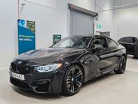 BMW M4 Coupé DCT 431hk M-Drivers Kolfiber HuD H/K Svensksåld