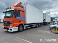 Kylbil Mercedes-Benz Actros 2545 med kylsläp