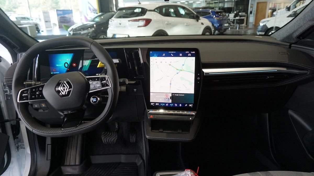 For sale Renault Scenic ETech 87 kWh, 218hp, 2024 for sale at Hedin