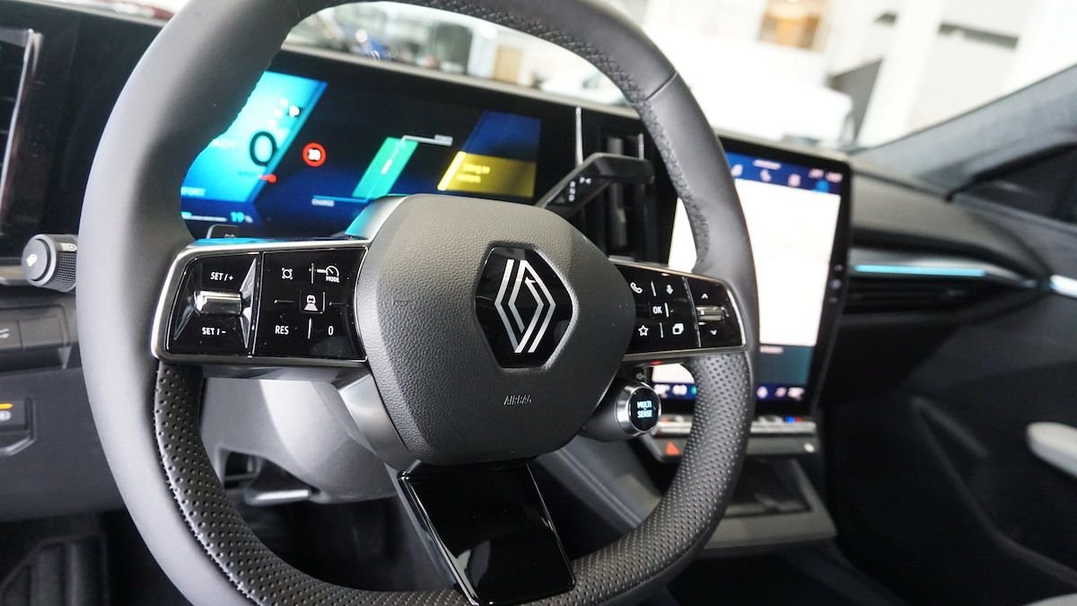 For sale Renault Scenic ETech 87 kWh, 218hp, 2024 for sale at Hedin