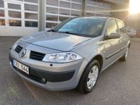 Renault Mégane 1.6i AC / Ny Kamrem / Ny Servad / 1 Brukare