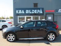 Volvo V40 Cross Country D2 115hk Summum Aut Panorama Skinn