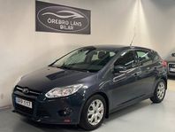 Ford Focus 1.6Ny besiktad,Ny servad,P-Sensor,Motorvärmare