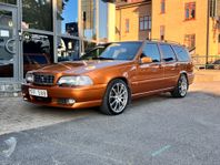 Volvo V70 R 2.3 T AWD R / Saffran