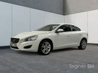 Volvo S60 T3 Momentum, Parkeringssensorer, Toppskick