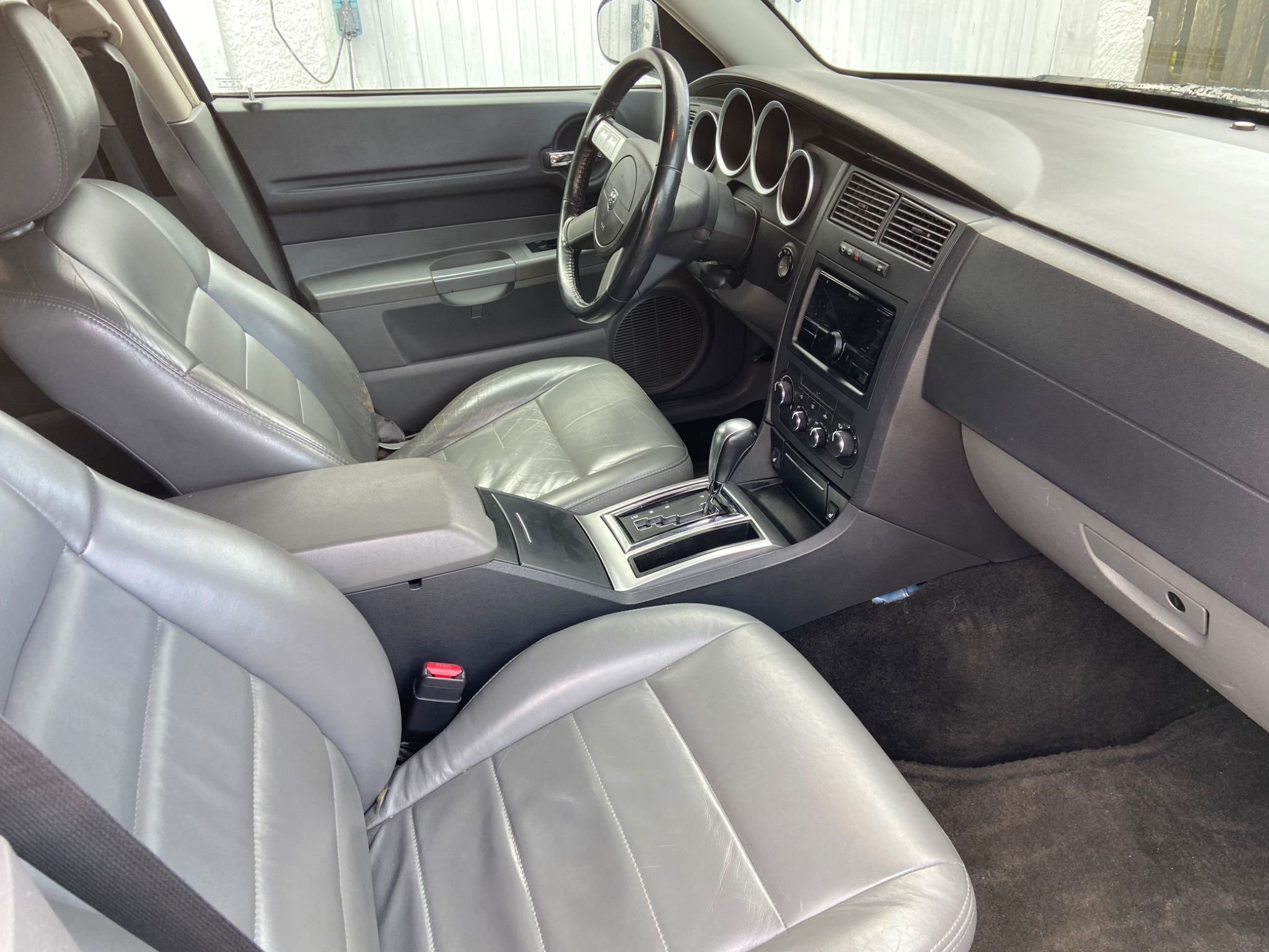 For sale Dodge Magnum 5.7 V8 HEMI Automatic, 345hp, 2005 for sale at