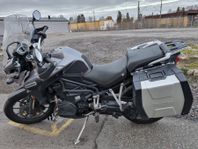 Triumph Tiger Explorer 2013. Närmre 80 delar demonterade.