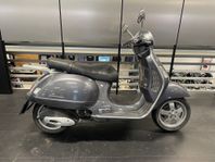 Piaggio Vespa GT 200