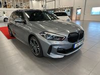 BMW 118I Steptronic M Sport Serviceavtal till 2026.