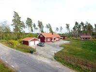 Välkommen till klassisk villa i modern tappning, byggt år 20