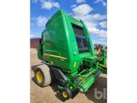 Rundbalspress JOHN DEERE 864 Premium