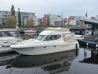 Jeanneau 32 Prestige flybridge  Se spec