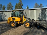 Lastmaskin Volvo L25F m. ny vikplog