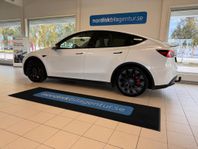 Tesla Model Y AWD Performance Drag *3700mil*Norrbottensbil*