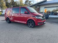 Volkswagen Transporter Kombi T32 2.0 TDI  / 5 SITS / DRAG /