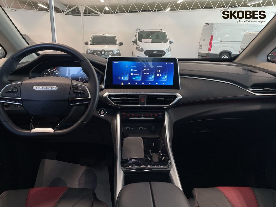 Maxus Euniq 5 70 kWh, 177hp, 2022