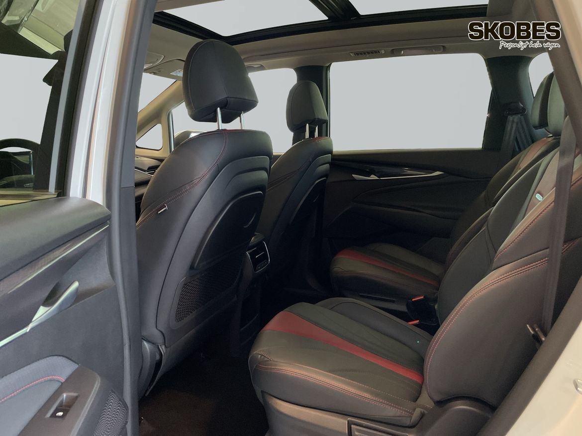 Maxus Euniq 5 70 kWh, 177hp, 2022