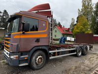 Containerbil med bakgavel Scania R124 LB 6x2 NB 400